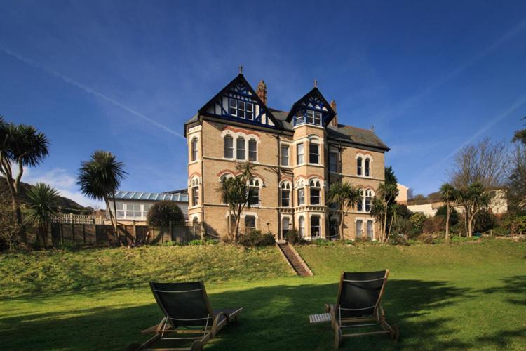 Westwell Hall Guest Accommodation, Bed & Breakfast, Luxury Rooms Ilfracombe Exterior foto